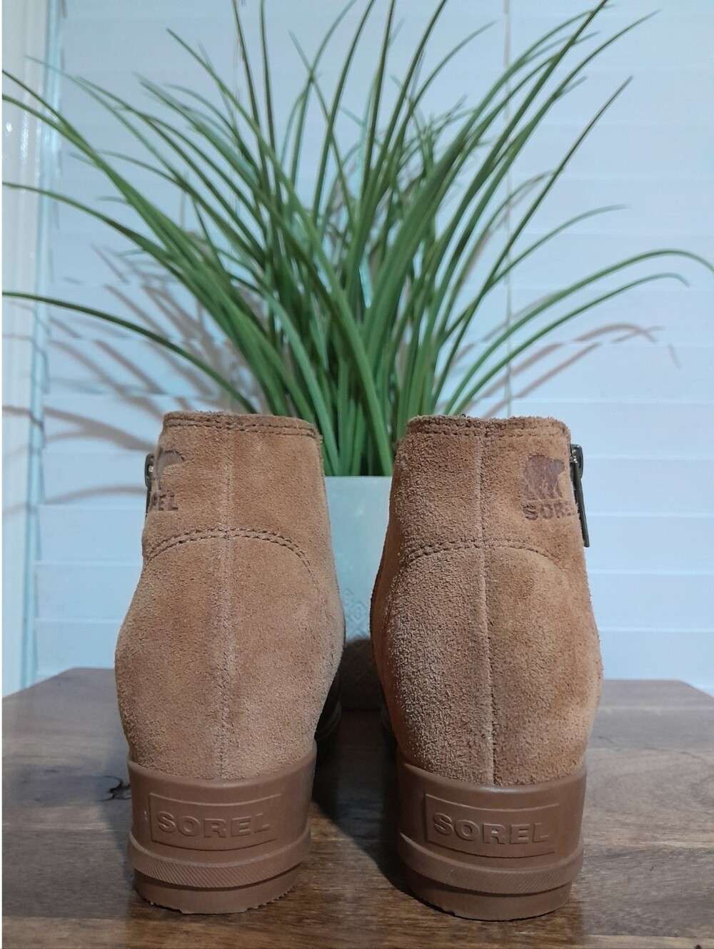 Sorel Evie brown suede/leather slip on side zip shoes women's Sz 7.5 - Picture 3 of 7